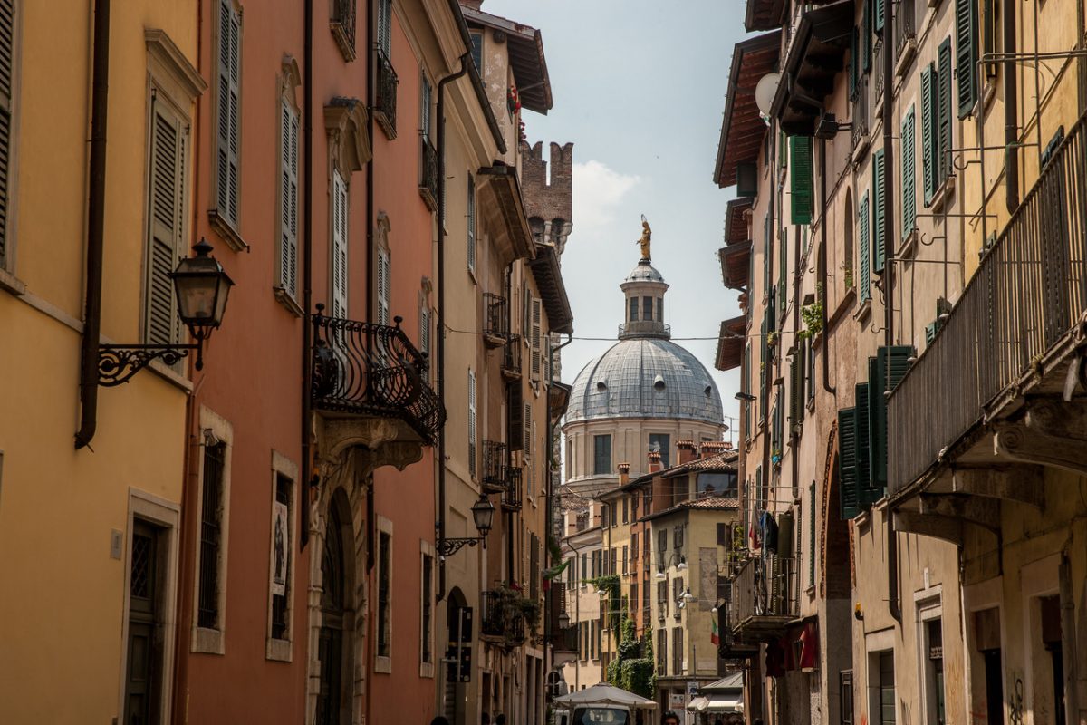 Quartiere-del-Carmine-1200x800